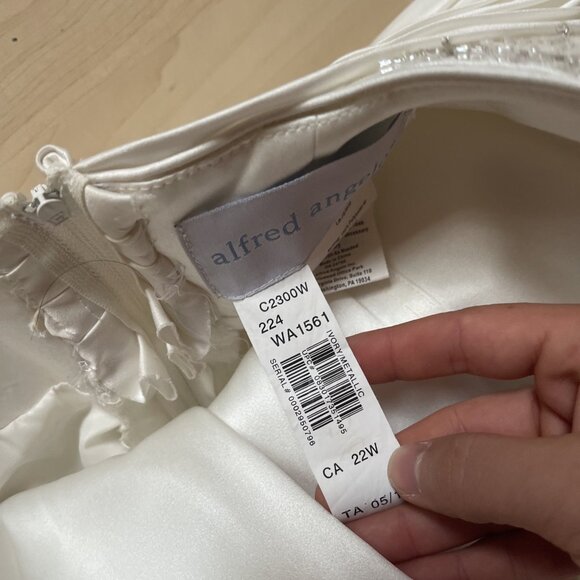 Alfred Angelo Wedding Dress Women’s Sz 22 White Bridal Gown Formal Lace Read - Picture 13 of 16
